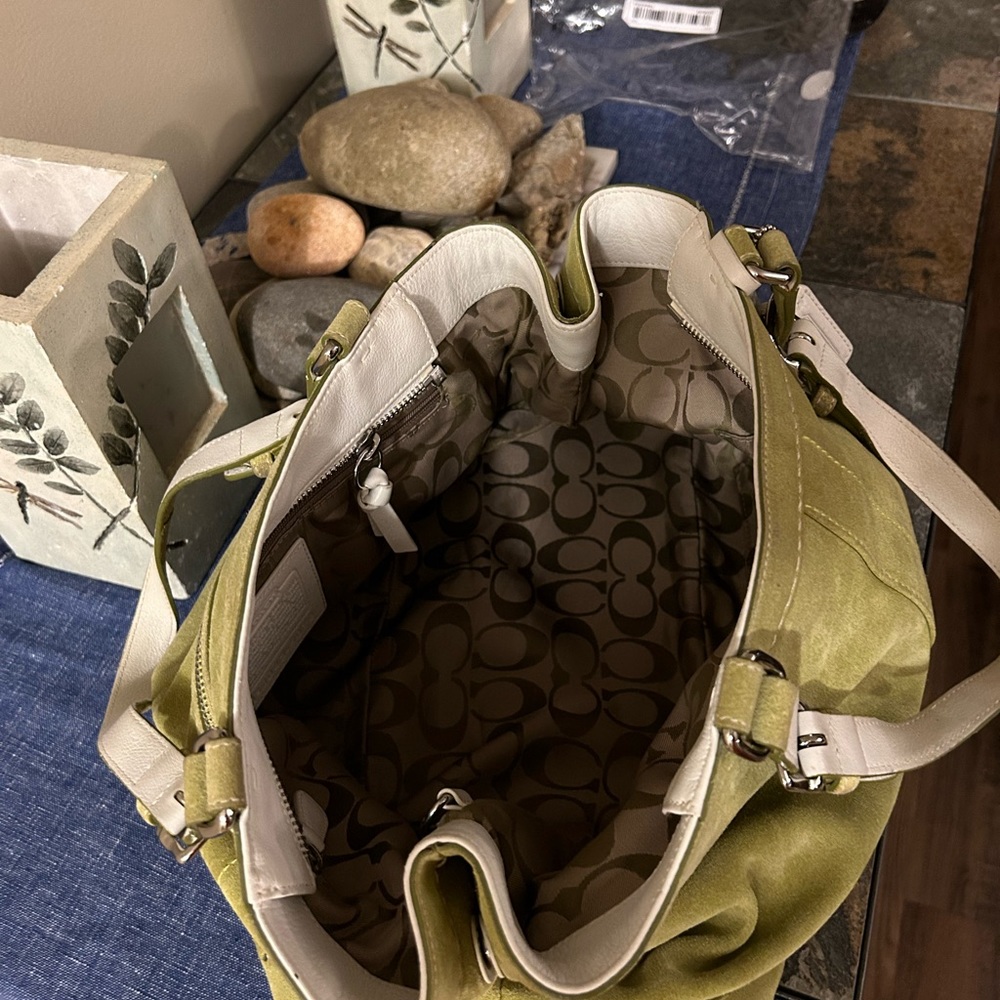 RARE COACH LEATHER AND SUEDE BAG - Picture 3 of 8